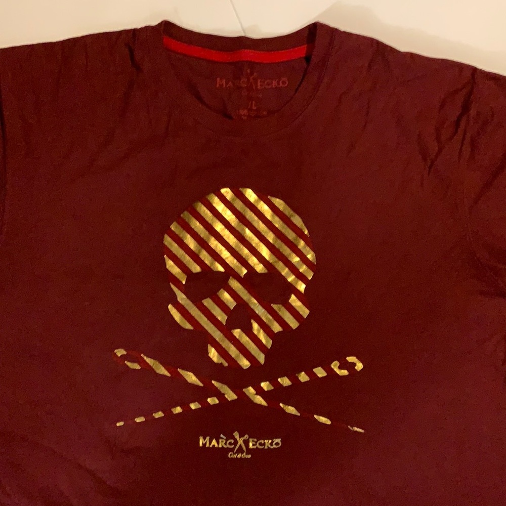 Marc ecko T-shirt cut and sew